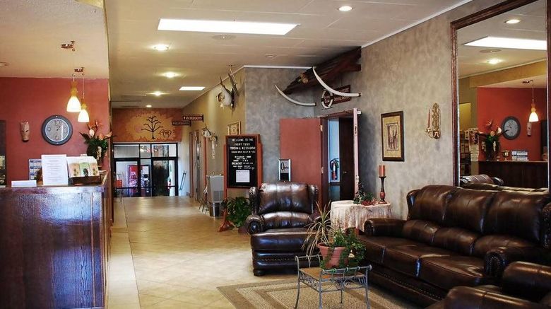 <b>Elephant Butte Inn & Spa Lobby</b>