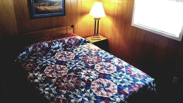 <b>High Country Lodge Room</b>