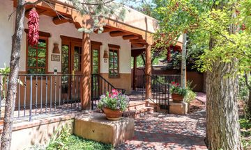 Inn on the Alameda
