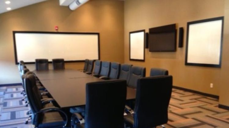 East Avenue Inn & Suites Meeting