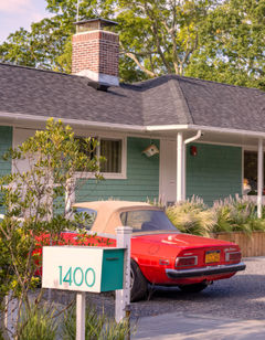 Silver Sands Motel & Beach Bungalows