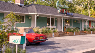 Silver Sands Motel & Beach Bungalows