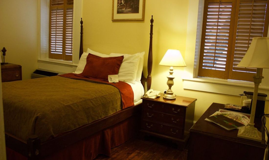 The Biltmore Greensboro Hotel Room