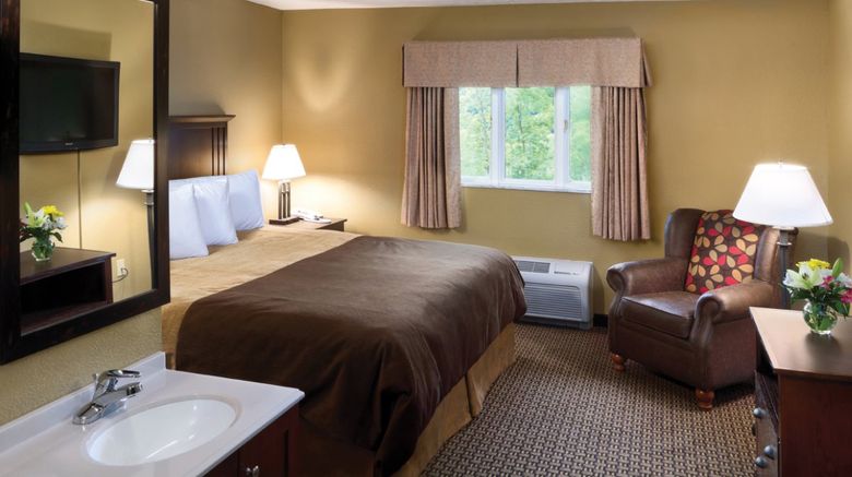 <b>Burr Oak Lodge & Conference Center Room</b> <b>Burr Oak Lodge & Conference Center Room</b>