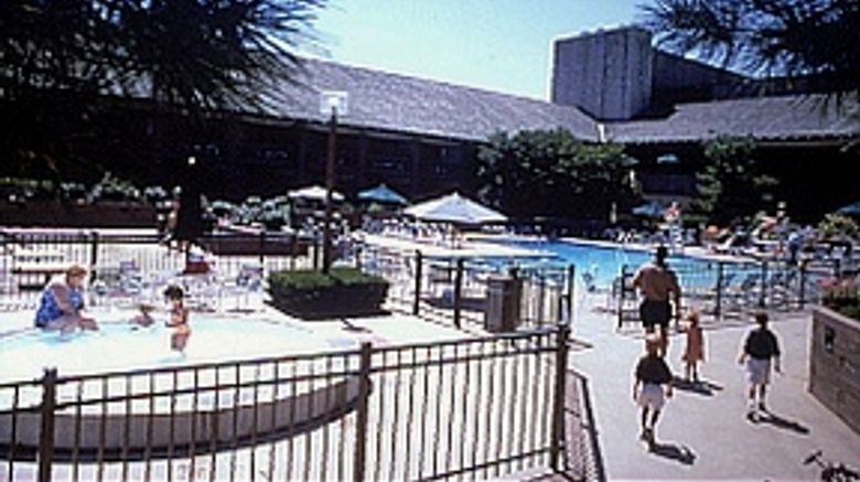 <b>Deer Creek Resort & Conf Ctr Pool</b>