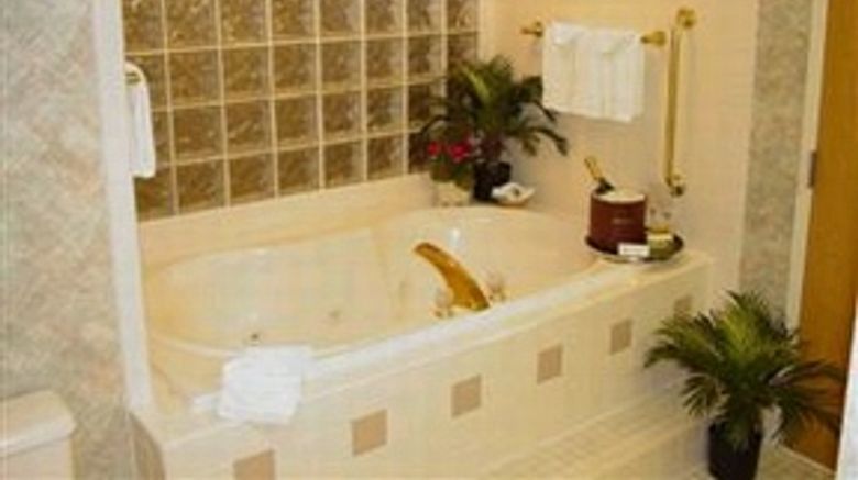 <b>Travelodge by Wyndham Zanesville Suite</b> <b>Travelodge by Wyndham Zanesville Suite</b>