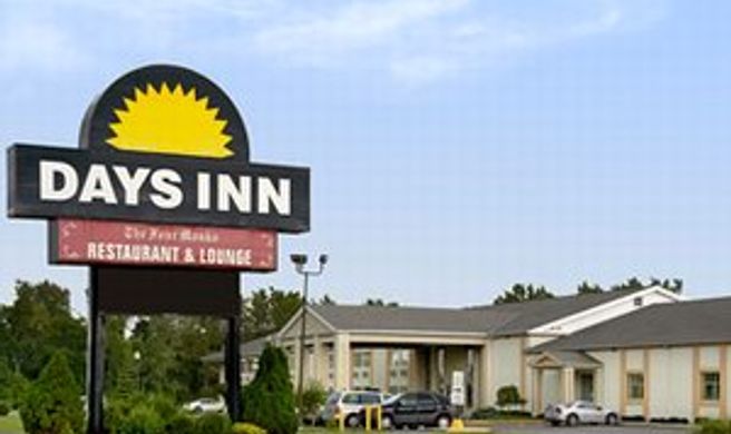 Days Inn Fremont Exterior