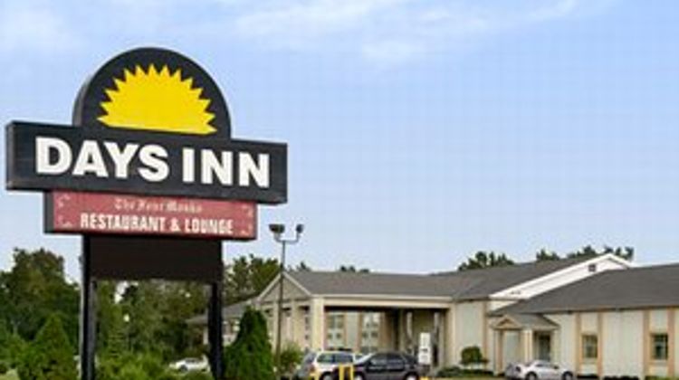 Days Inn Fremont Exterior
