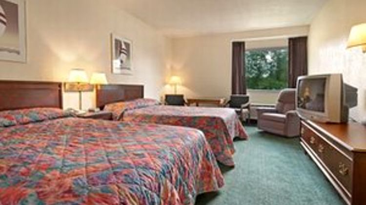 Days Inn Fremont Room