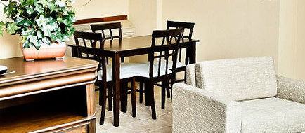 Pacer Inn and Suites Delaware Suite