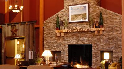 Fort Rapids Indoor Waterpark Resort