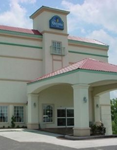 La Quinta Inn & Suites Tulsa Central