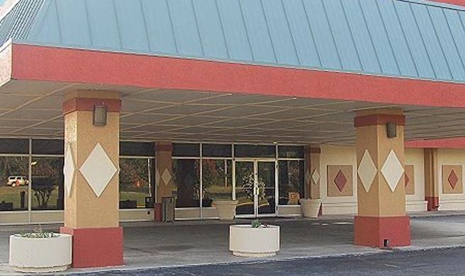 Idabel Exterior