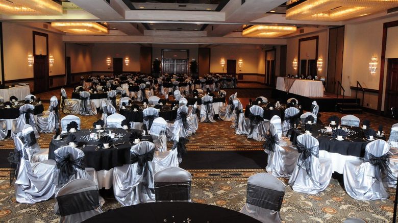 <b>Wyndham Tulsa Banquet</b>