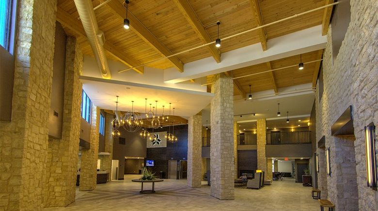 <b>Shangri-La Resort Lobby</b>