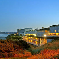 Seagrass Oceanfront Inn