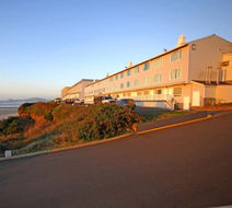 Seagrass Oceanfront Inn Exterior