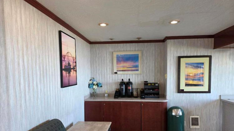 Seagrass Oceanfront Inn Lobby