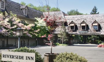 Riverside Inn