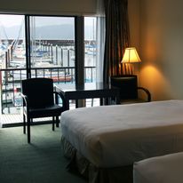 Astoria Riverwalk Inn