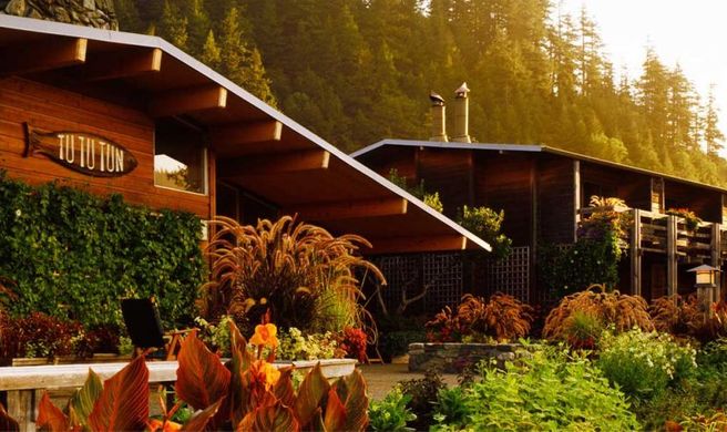 Tu Tu Tun Lodge Exterior