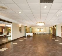 Exton Hotel & Conference Center Meeting