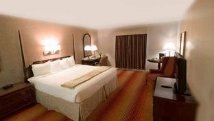 Inn at Reading Hotel & Conference Center