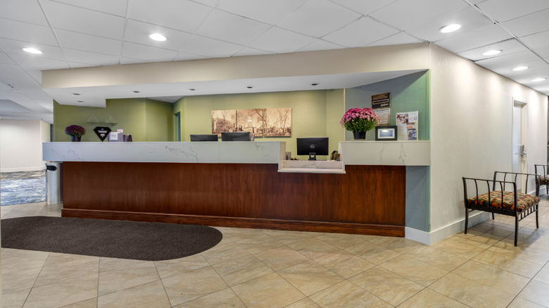 <b>Radisson Hotel Philadelphia Northeast Lobby</b> <b>Radisson Hotel Philadelphia Northeast Lobby</b>