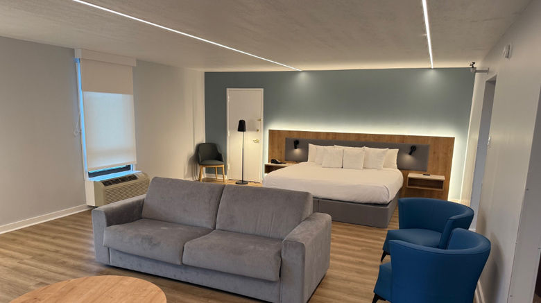 <b>Radisson Hotel Philadelphia Northeast Room</b> <b>Radisson Hotel Philadelphia Northeast Room</b>