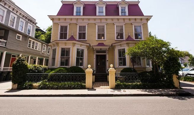 Barksdale House Inn Exterior