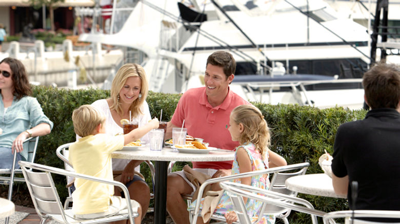 <b>Sea Pines Resort Restaurant</b>