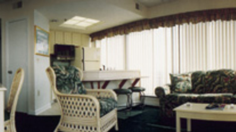 SeaGlass Towero Suite