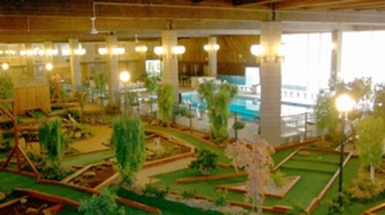 Ramada Mitchell Hotel & Conf Center Pool