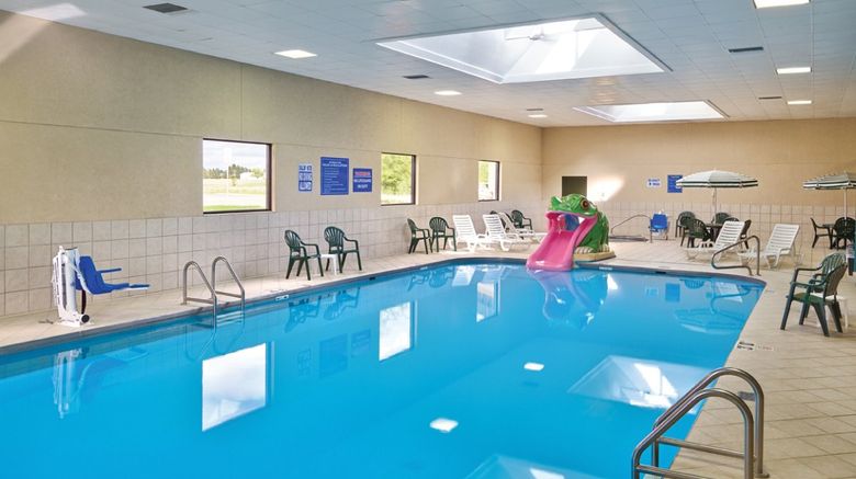 <b>AmericInn by Wyndham Watertown Pool</b> <b>AmericInn by Wyndham Watertown Pool</b>