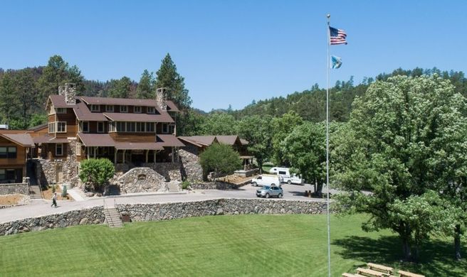 State Game Lodge Exterior