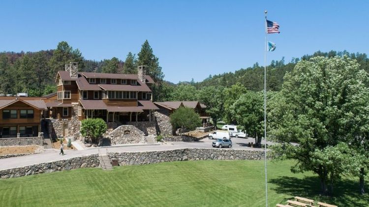 State Game Lodge Exterior