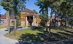 Sylvan Lake Lodge