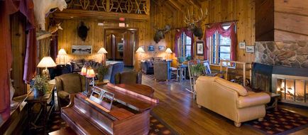 Sylvan Lake Lodge Lobby
