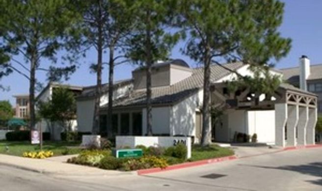 Hawthorn Suites Arlington/DFW South Exterior