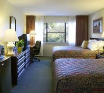 Hawthorn Suites Arlington/DFW South Room