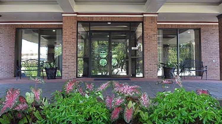 Magnuson Grand Hotel & Conference Center Exterior