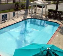 Motel 6 Beaumont Midtown Pool