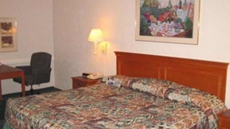 Motel 6 Beaumont Midtown Room