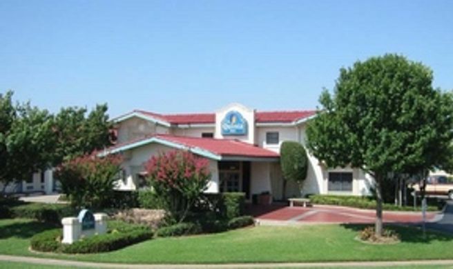 La Quinta Inn Wichita Falls Airport Area Exterior