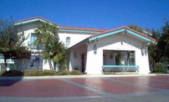 Super 8 by Wyndham Eagle Pass