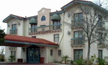 Super 8 Near SeaWorld Ingram Park