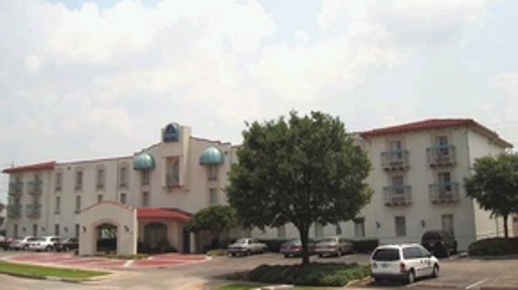 La Quinta Inn Houston Greenway Plaza Exterior