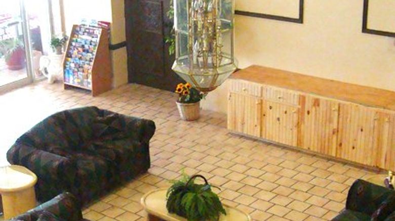 <b>Luxury Inn and Suites Amarillo Lobby</b>