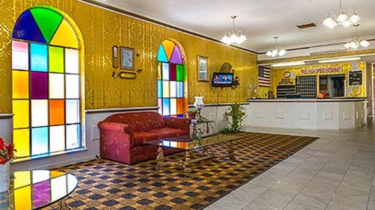 Royal Inn Extended Stay Lobby