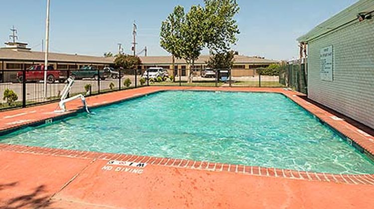 Royal Inn Extended Stay Pool
